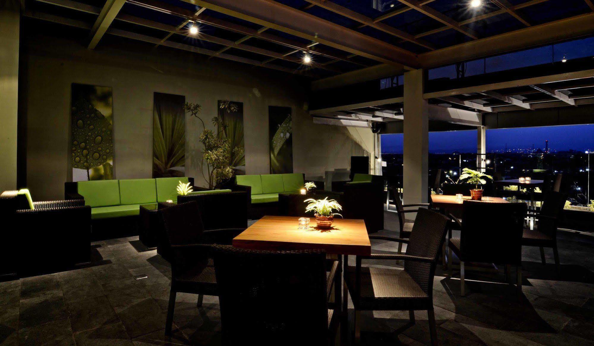 Savana & Convention 4*